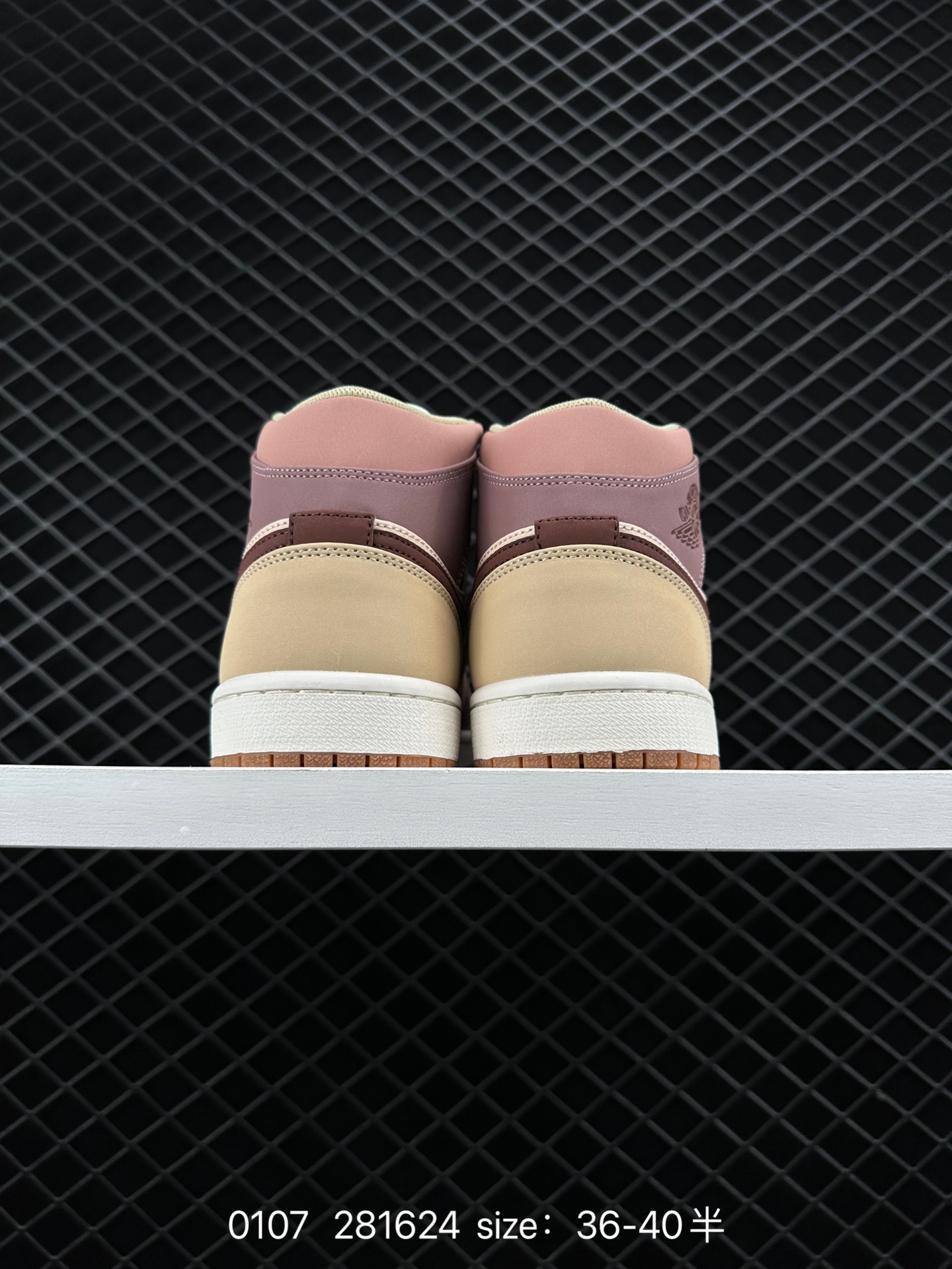 Nike Air Jordan 1 Retro High OG”Black/White“